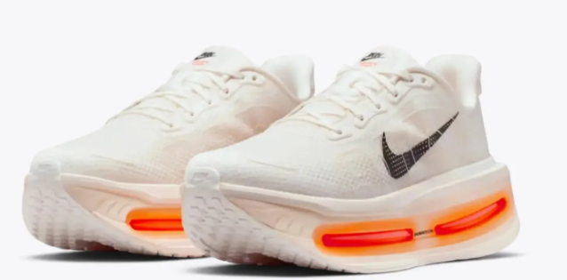 Nike Vomero Premium Sail/Coconut Milk/Total Orange | Tangerine Hour