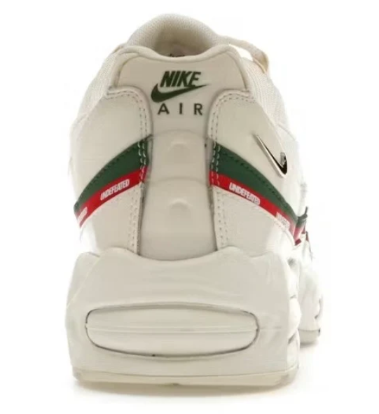 Nike Air Max 95 SP x Undefeated Sail | Canvas Detour