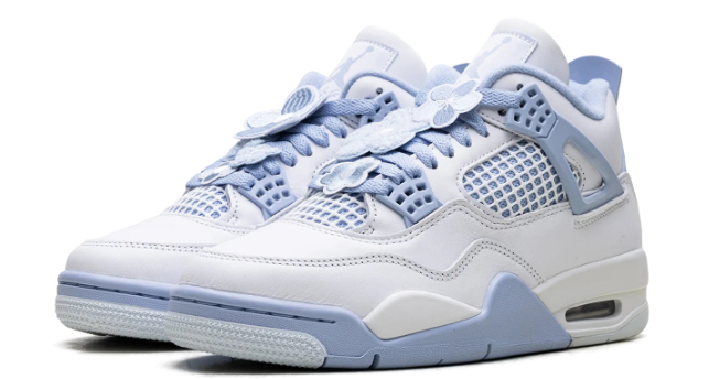 Air Jordan 4 Women's Aluminum | Airlight Journal