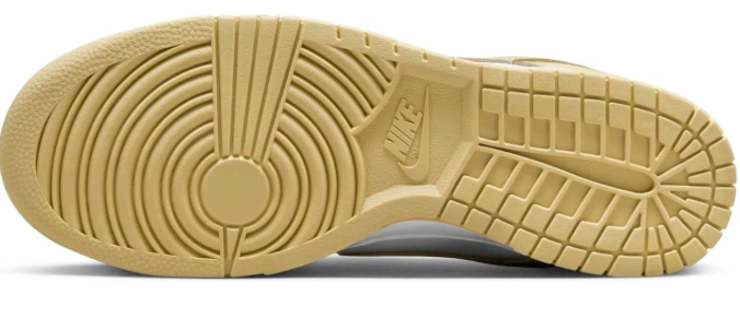 Nike Dunk Low 'Team Gold' | Golden Interlude